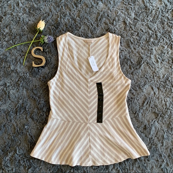 NWT Banana republic tops V-neck size 4 - Picture 1 of 5